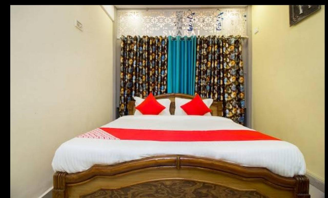 Hotel Swaraj Logde Panvel Bagian luar foto