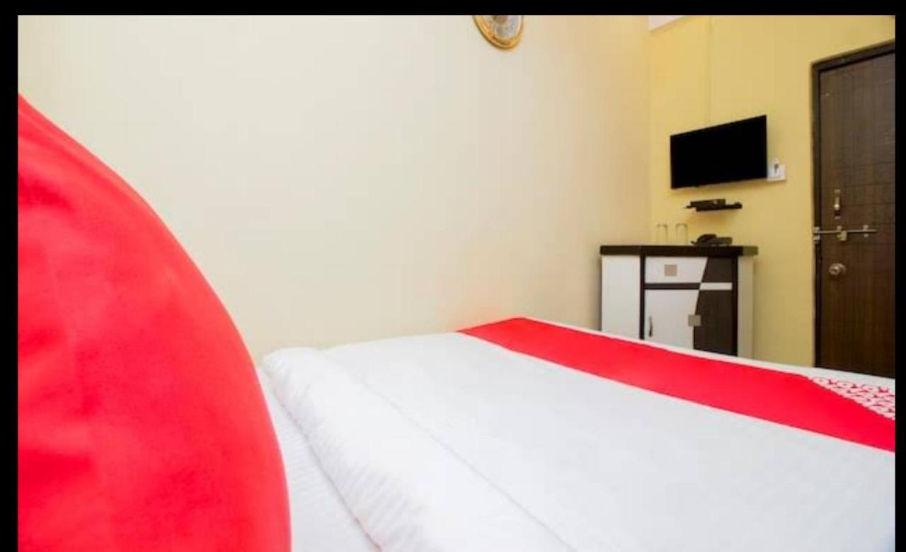 Hotel Swaraj Logde Panvel Bagian luar foto