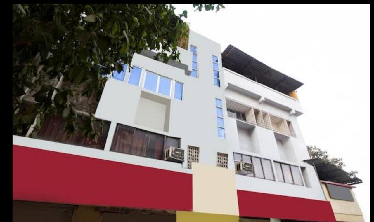 Hotel Swaraj Logde Panvel Bagian luar foto
