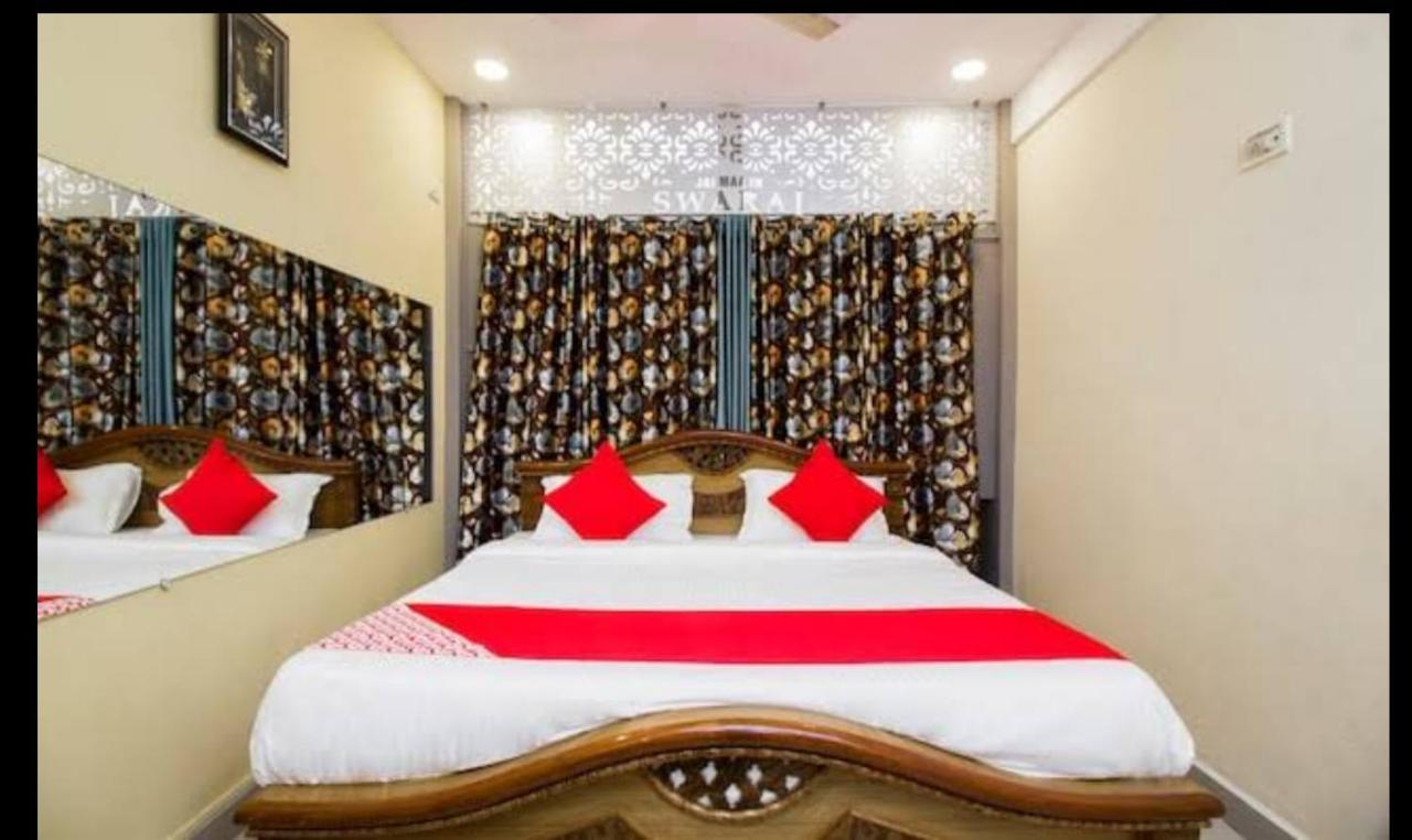 Hotel Swaraj Logde Panvel Bagian luar foto