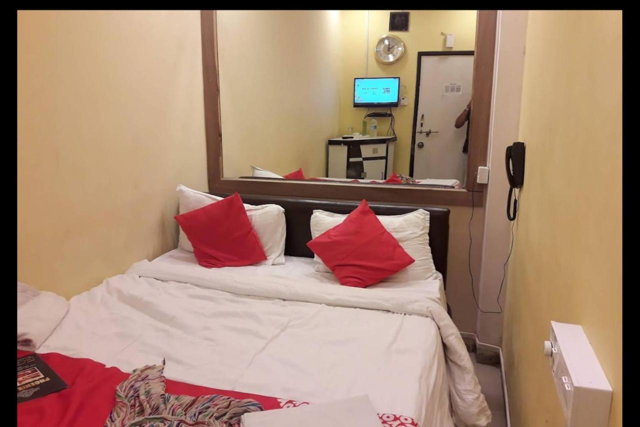 Hotel Swaraj Logde Panvel Bagian luar foto