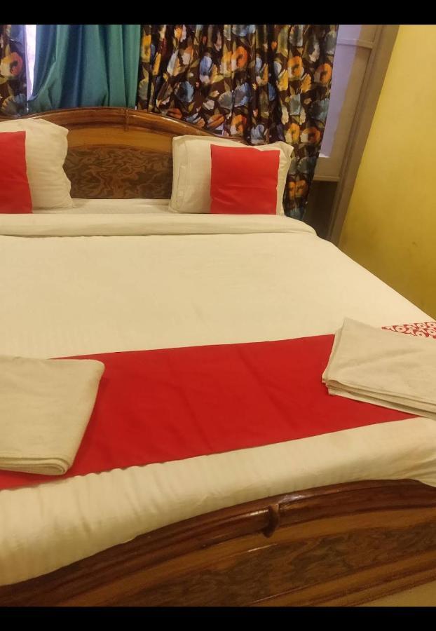 Hotel Swaraj Logde Panvel Bagian luar foto